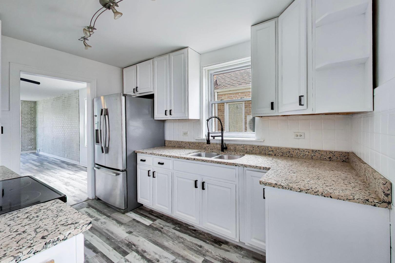 5718 N Parkside Avenue Property Photo 13