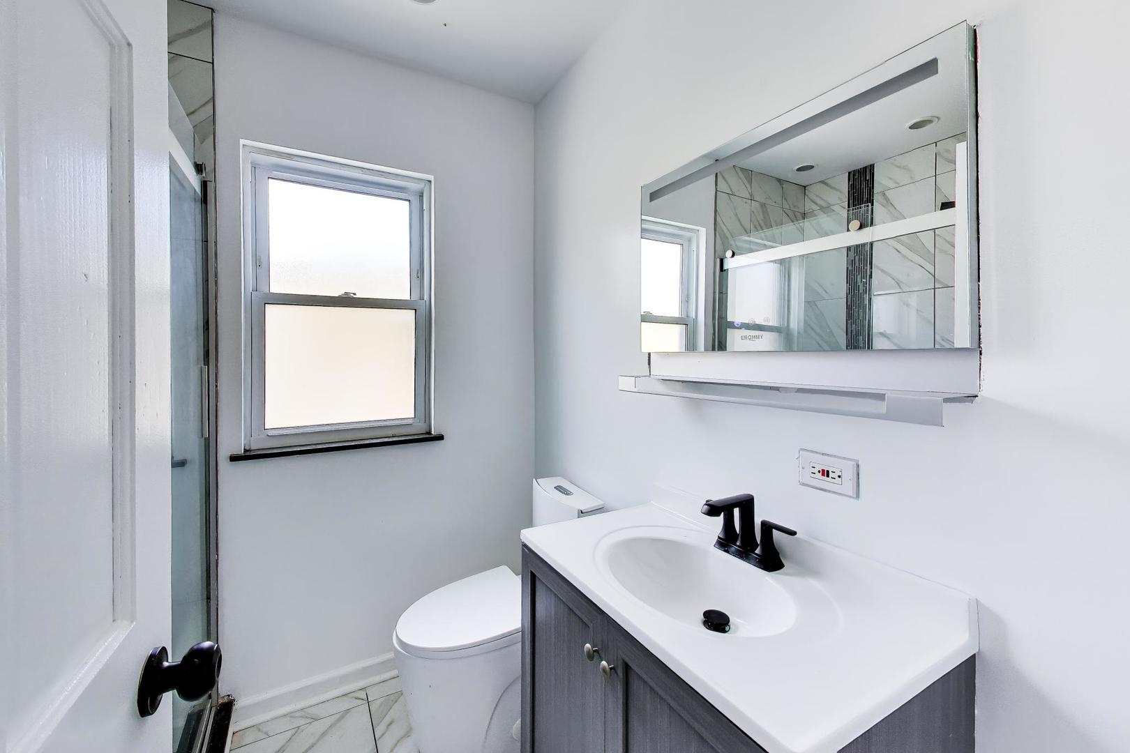 5718 N Parkside Avenue Property Photo 14