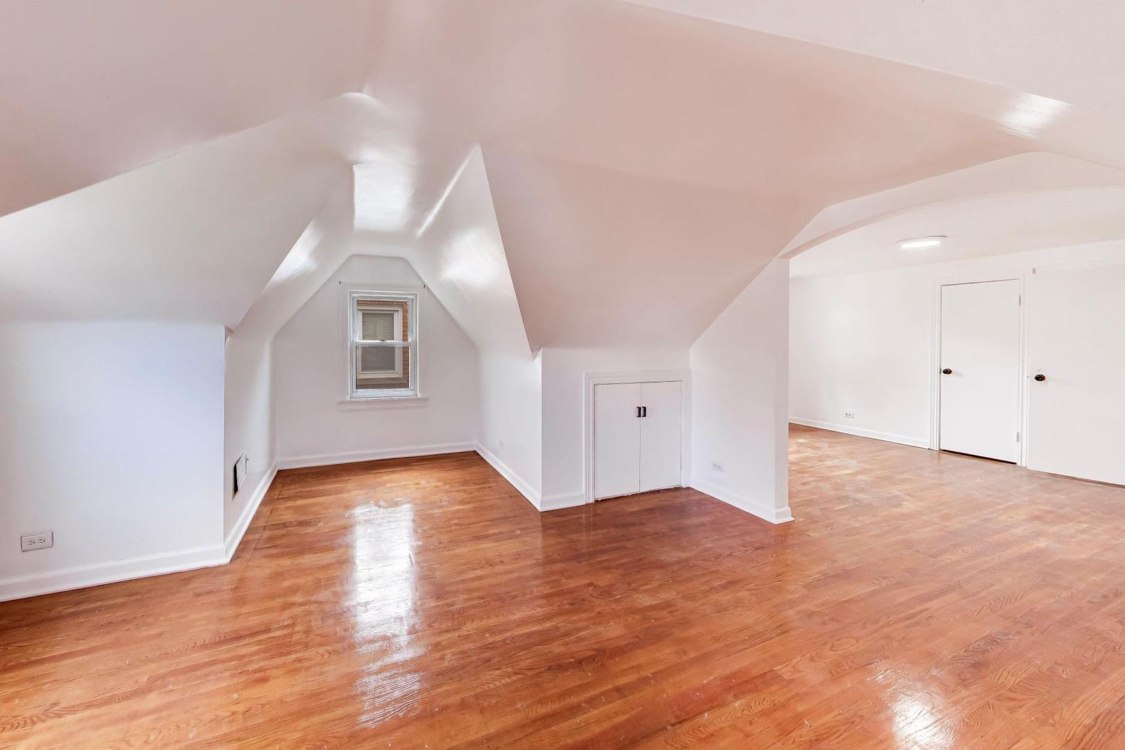 5718 N Parkside Avenue Property Photo 19