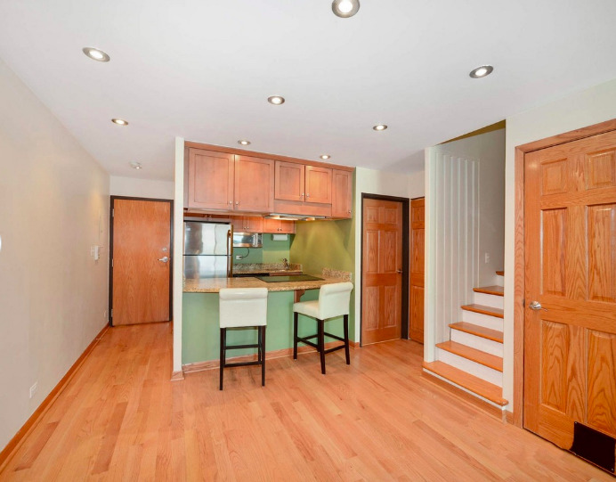 2660 N Halsted Street R2 Property Photo 4