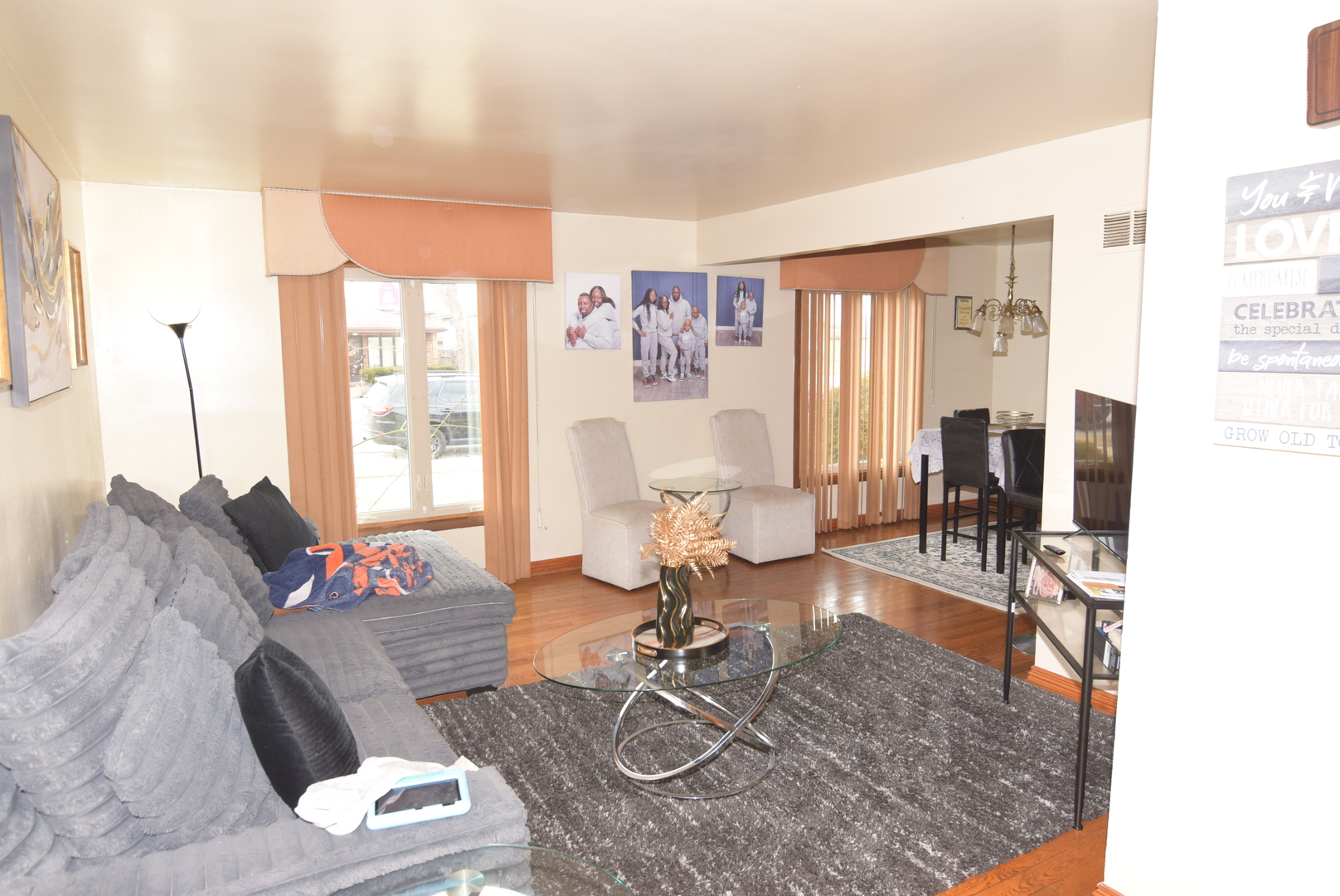 431 Hoxie Avenue Property Photo 6
