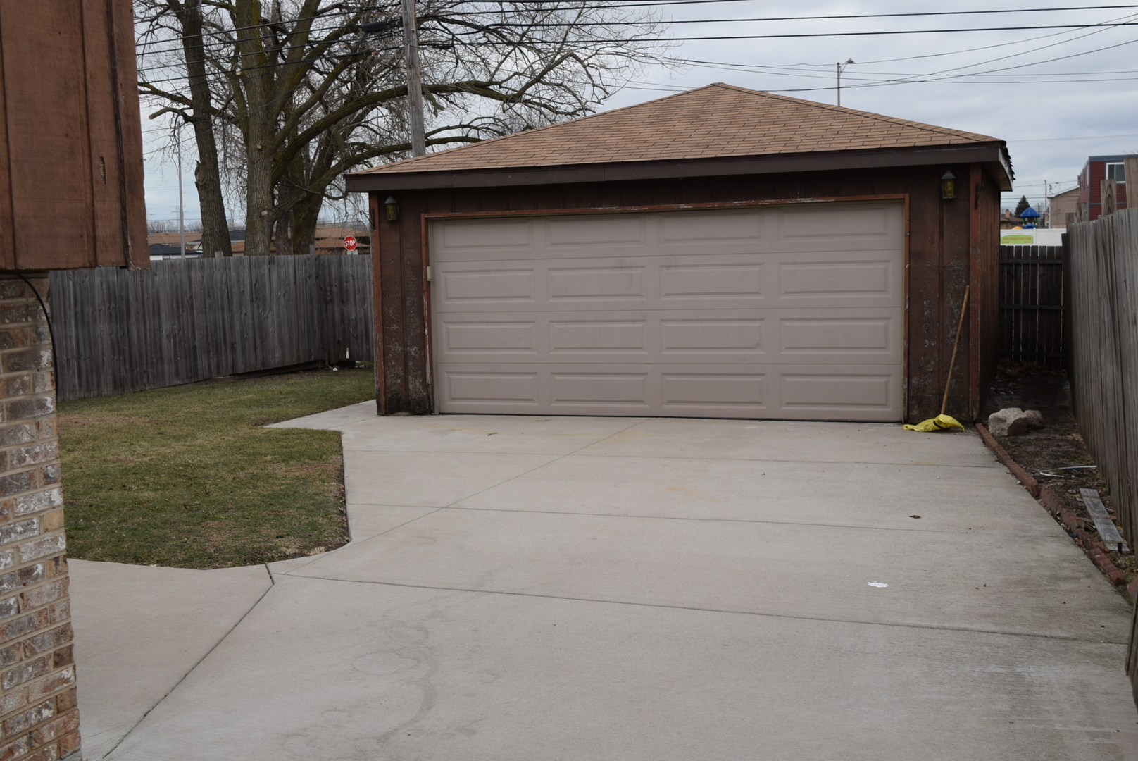 431 Hoxie Avenue Property Photo 20
