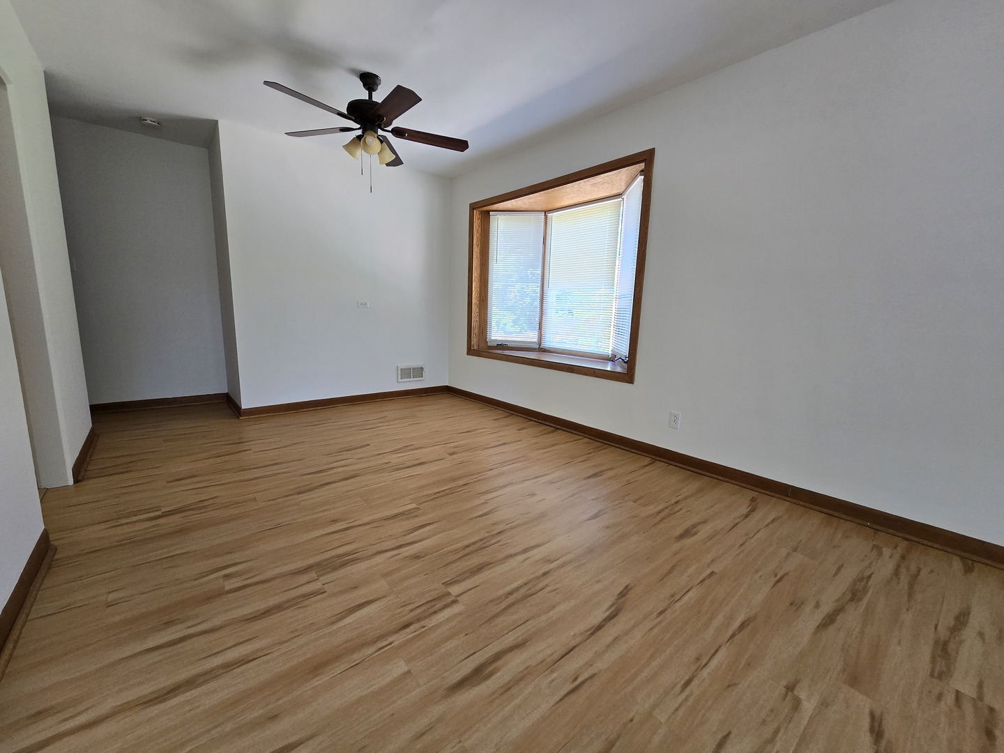 1301 N Harlem Avenue 10 Property Photo 4