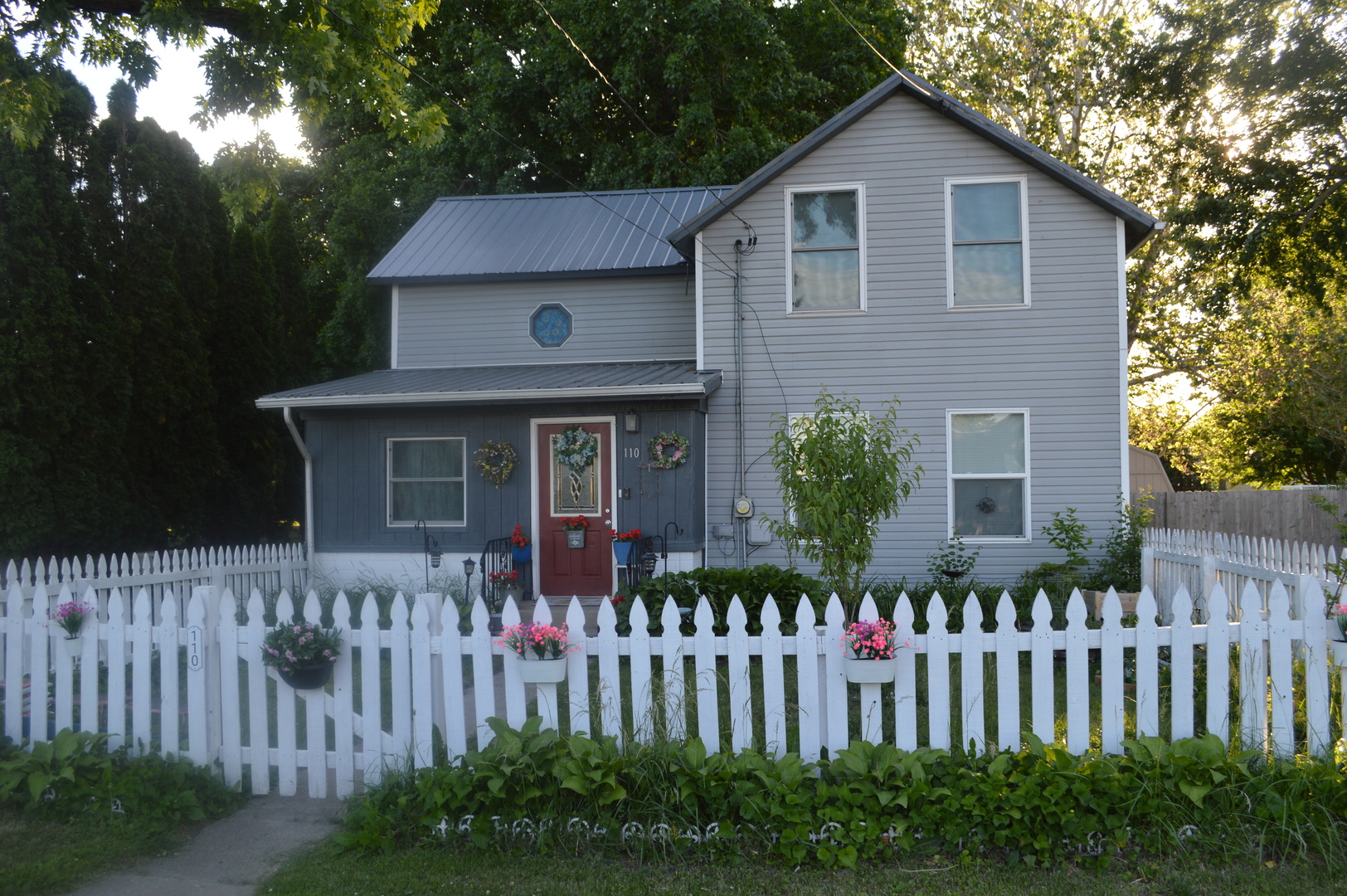 110 S West Street Property Photo 1