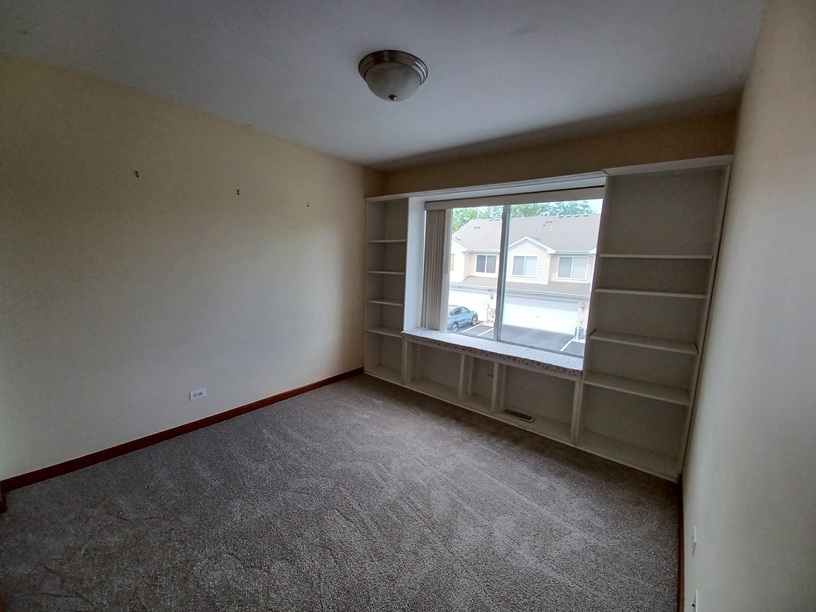 661 Lincoln Station Drive Property Photo 15