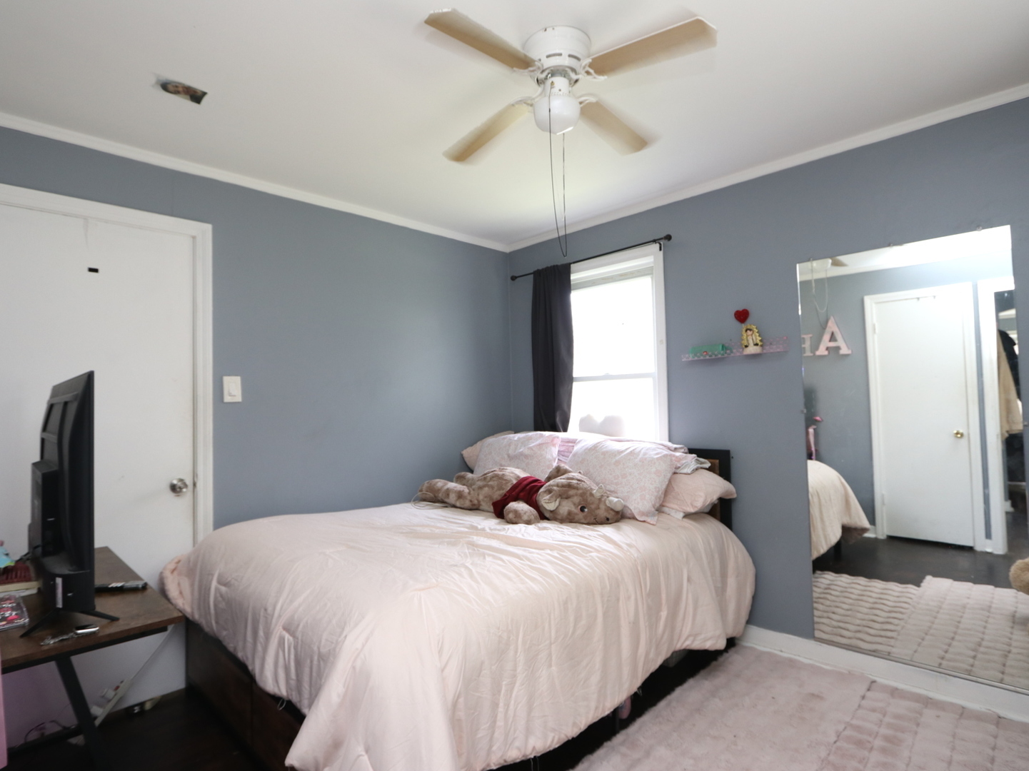 10134 S Bensley Avenue Property Photo 12