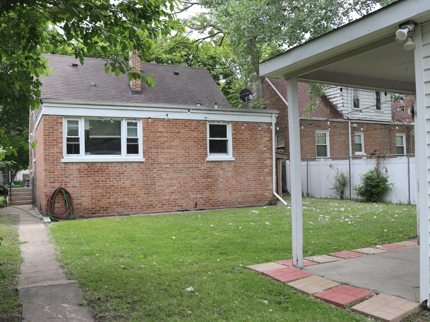 10134 S Bensley Avenue Property Photo 18