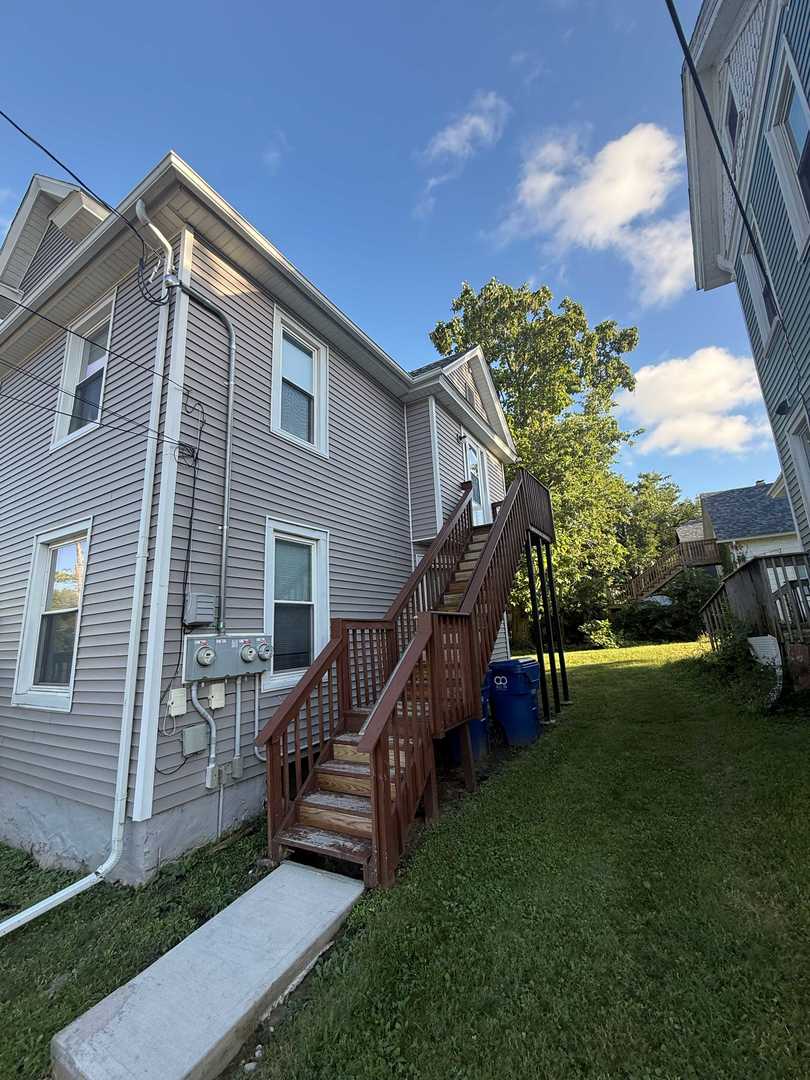 411 E 8th Street Property Photo 15