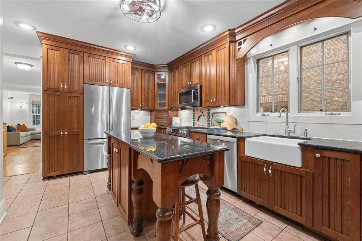 815 N Marion Street Property Photo 7