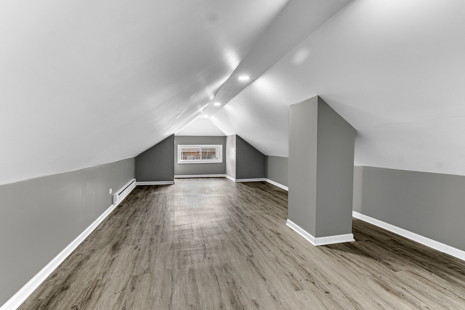 1205 E 93rd Street Property Photo 12