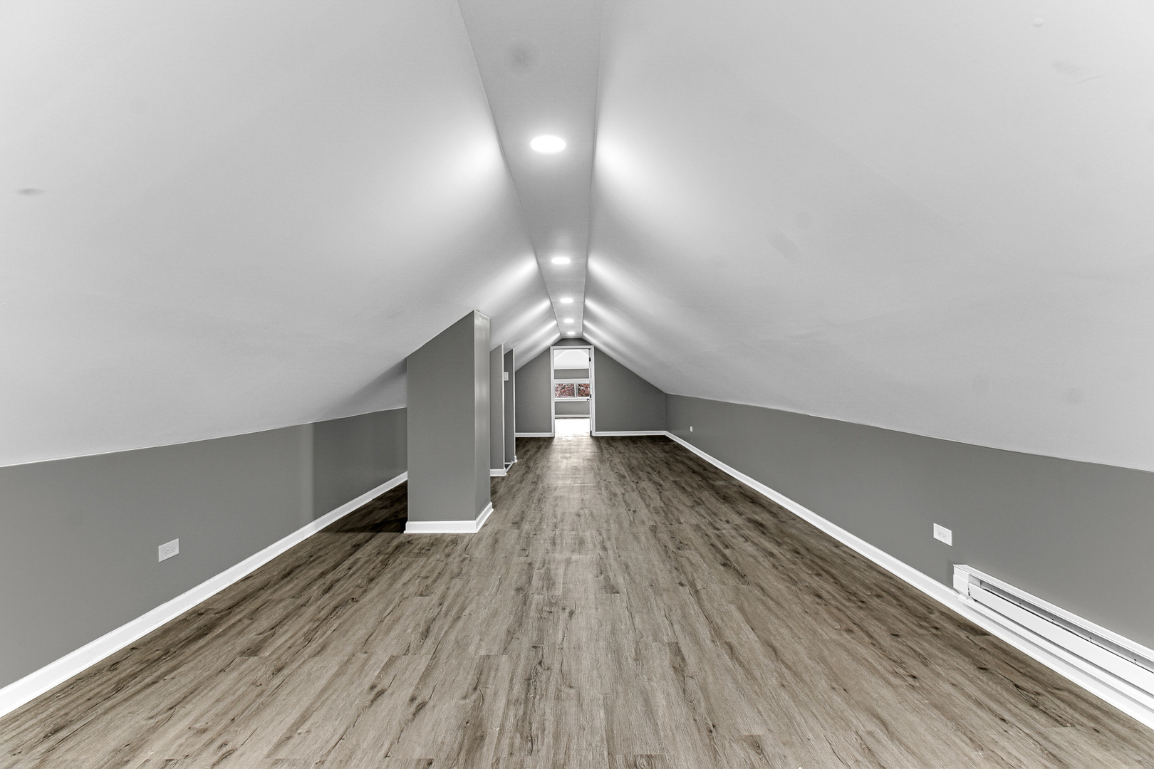 1205 E 93rd Street Property Photo 13