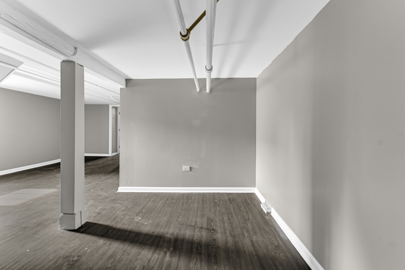 1205 E 93rd Street Property Photo 17