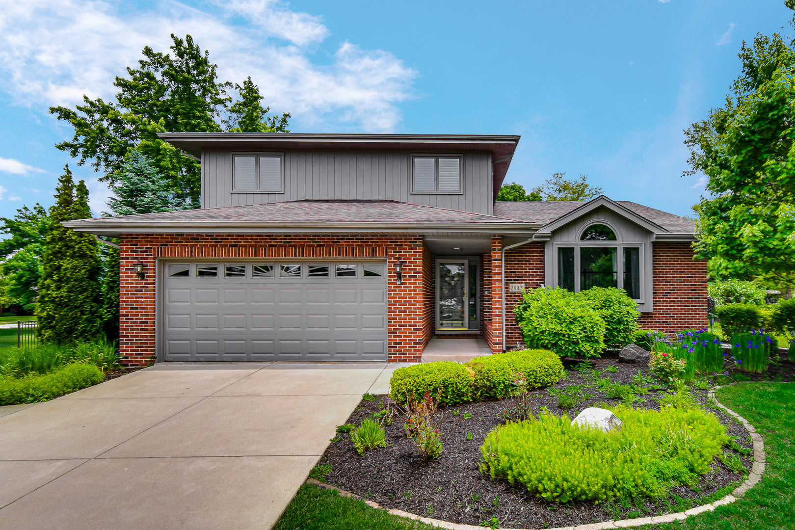 21147 Hunter Woods Drive Property Photo 1