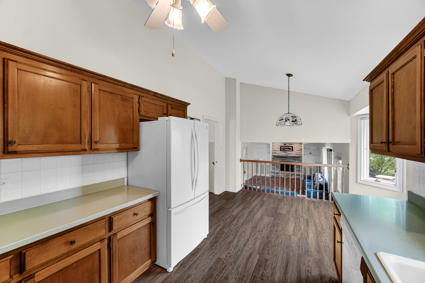 21147 Hunter Woods Drive Property Photo 5