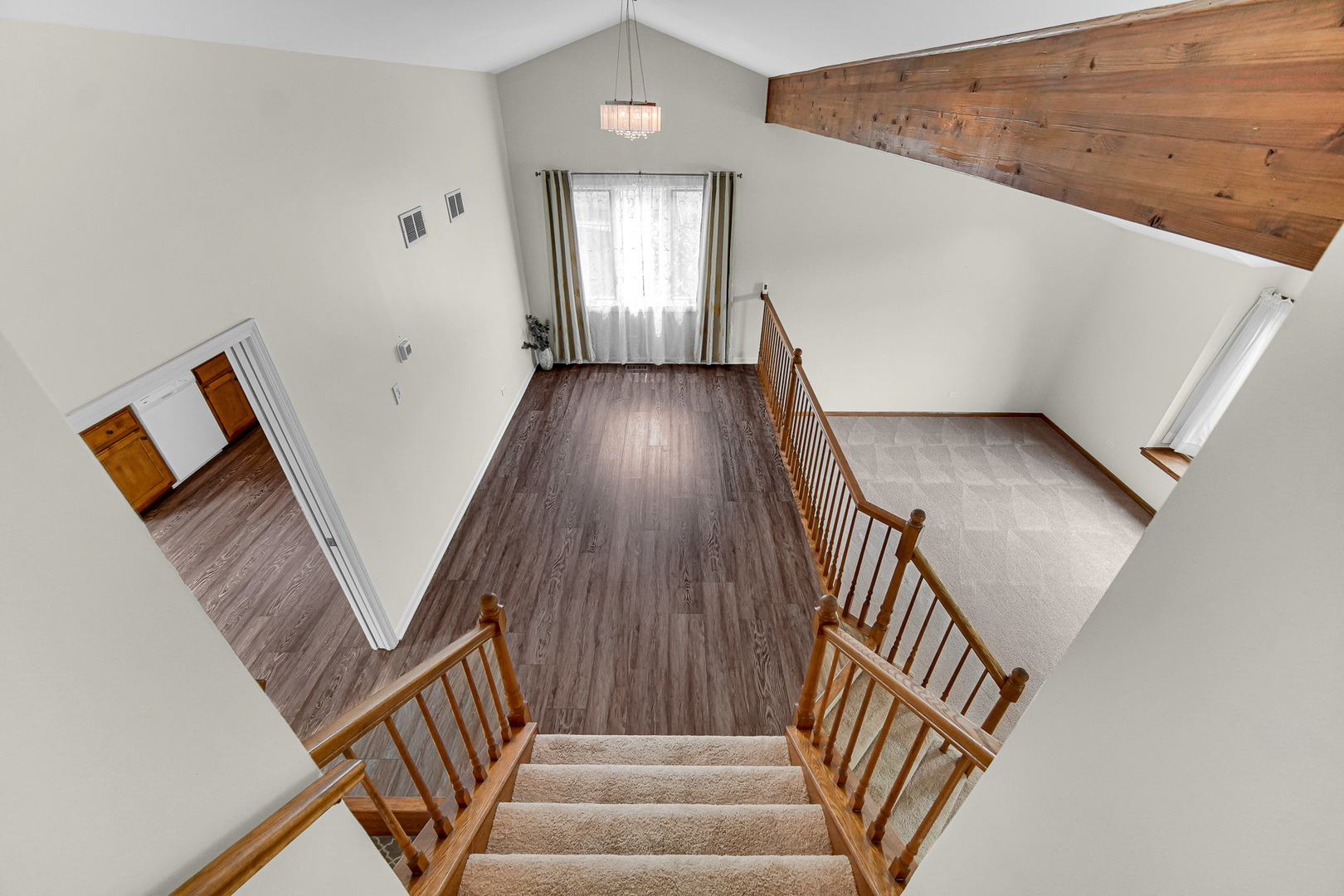 21147 Hunter Woods Drive Property Photo 9