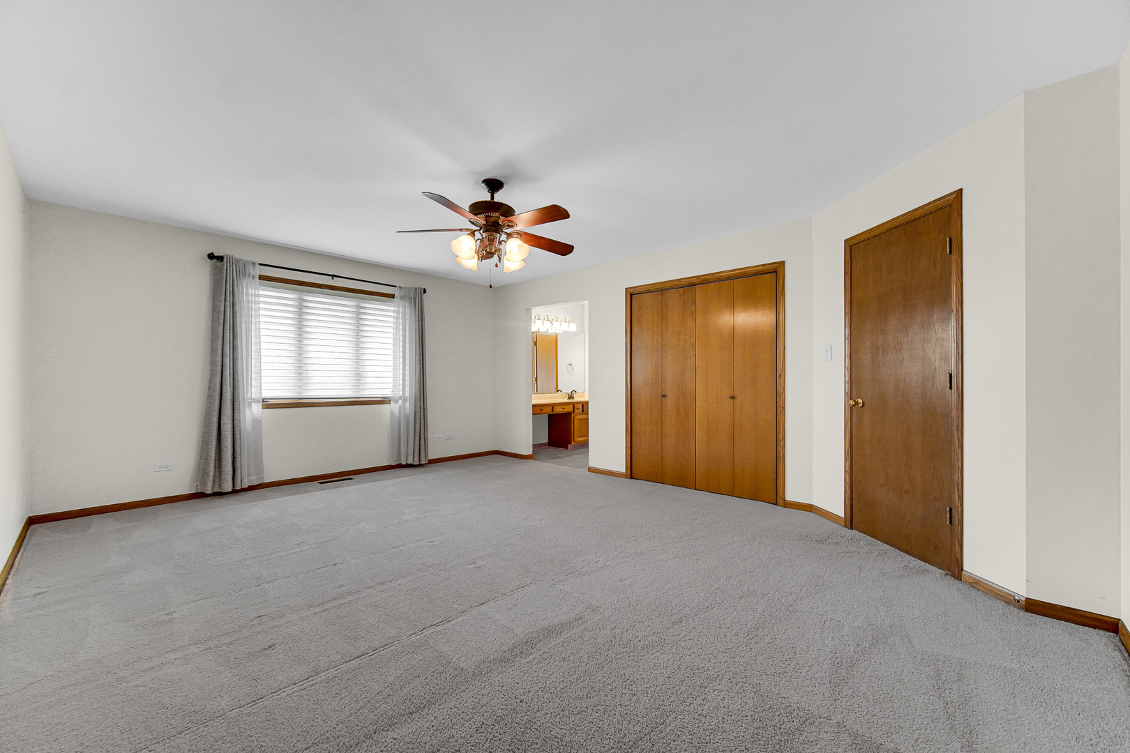21147 Hunter Woods Drive Property Photo 16