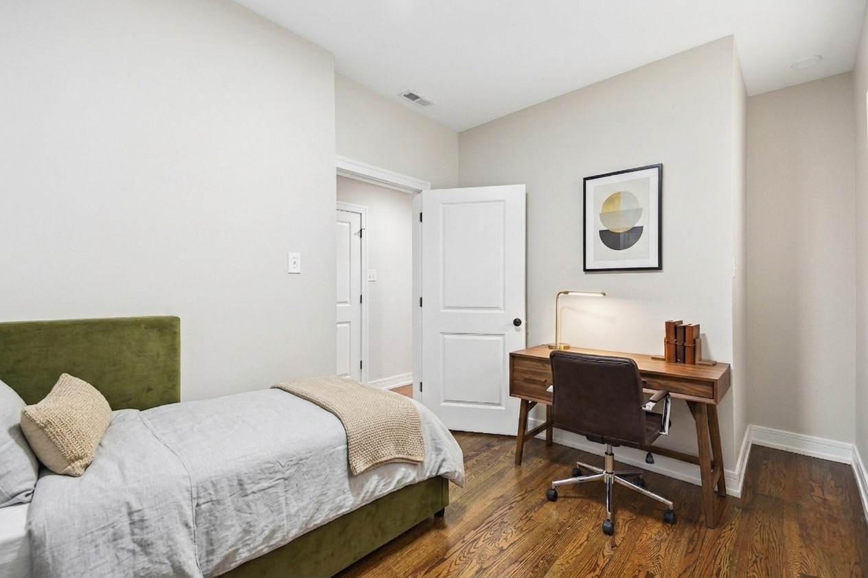 6835 S Clyde Avenue Property Photo 27
