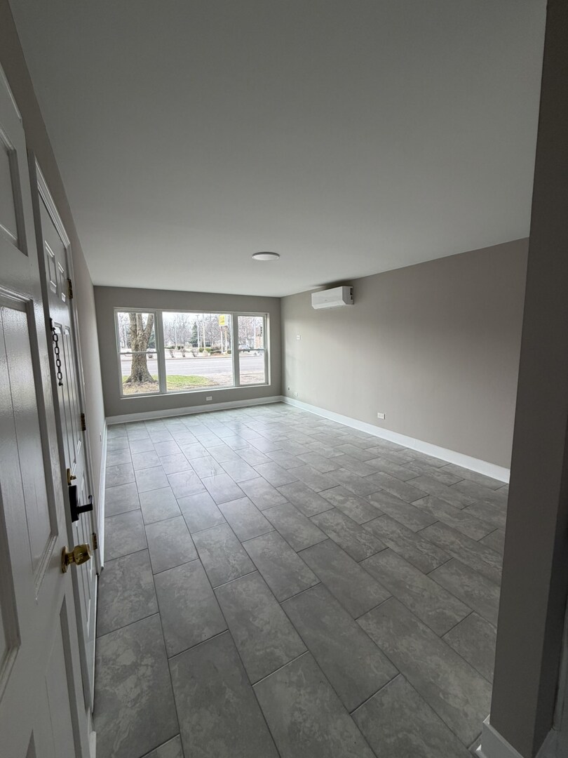 1407 Roosevelt Road B Property Photo 6