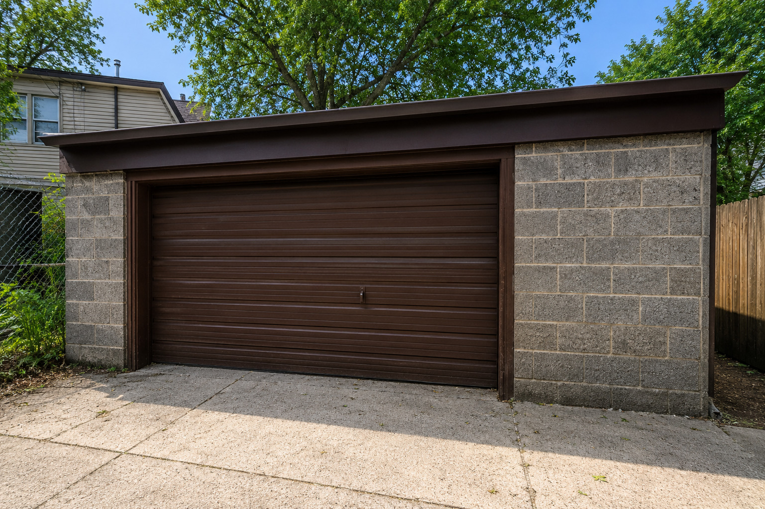 1835 E 79th Street Property Photo 3