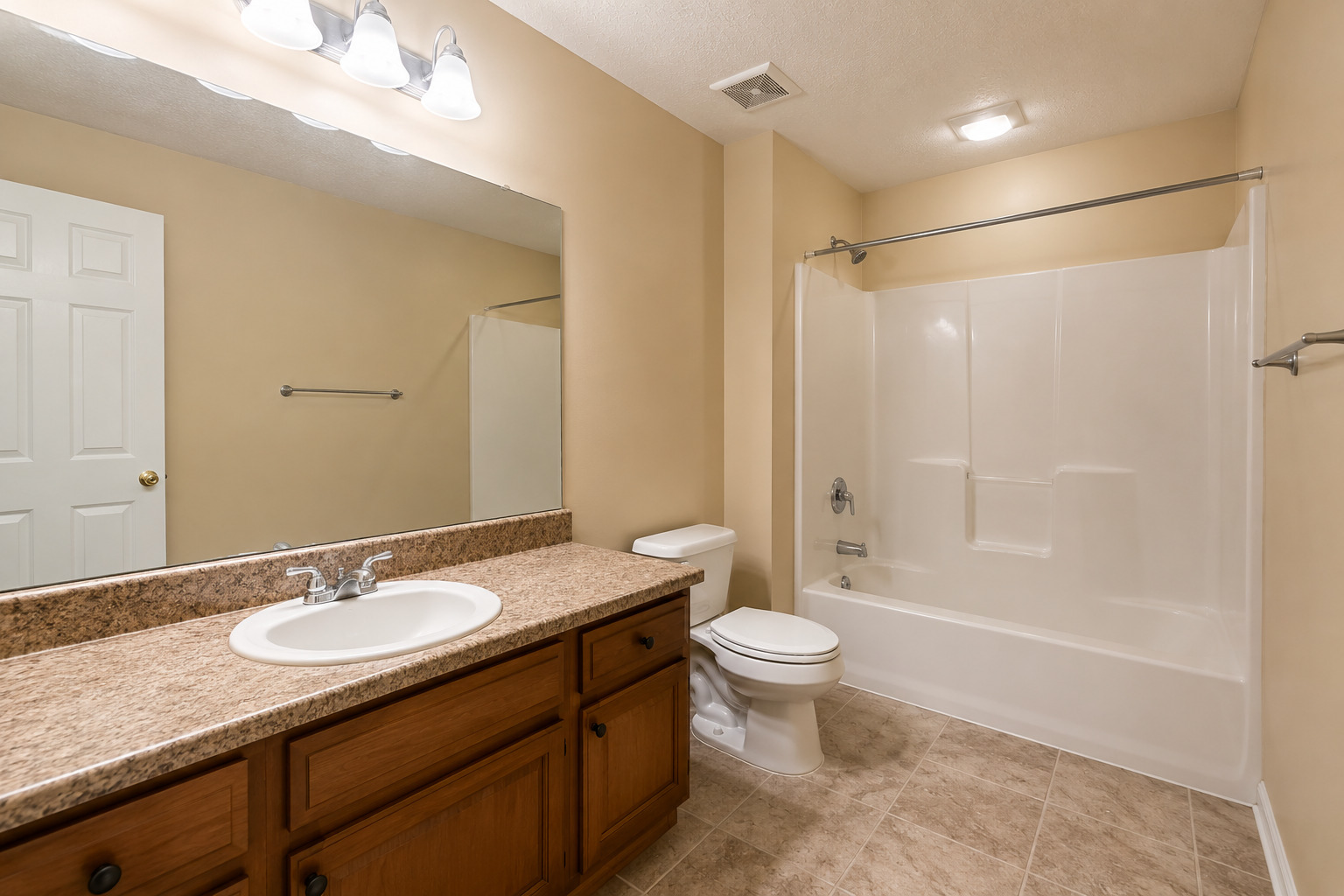1835 E 79th Street Property Photo 6