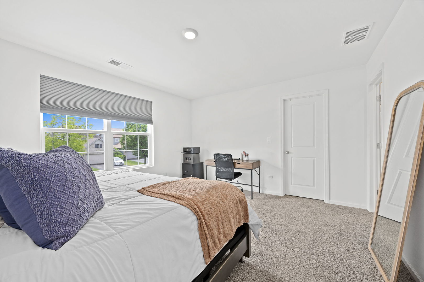 7621 Stonecrop Lane Property Photo 10