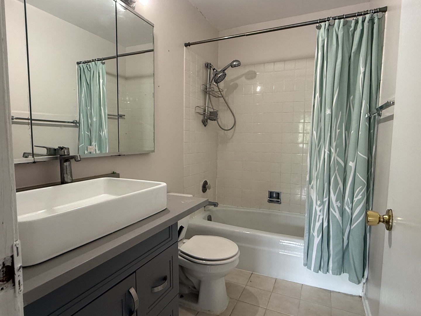 6700 S Brainard Avenue 411 Property Photo 10