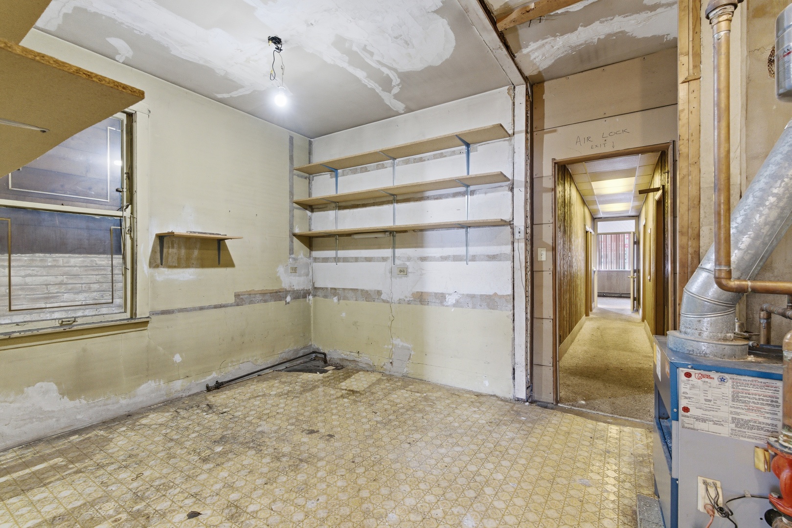 2643 W 51st Street Property Photo 6