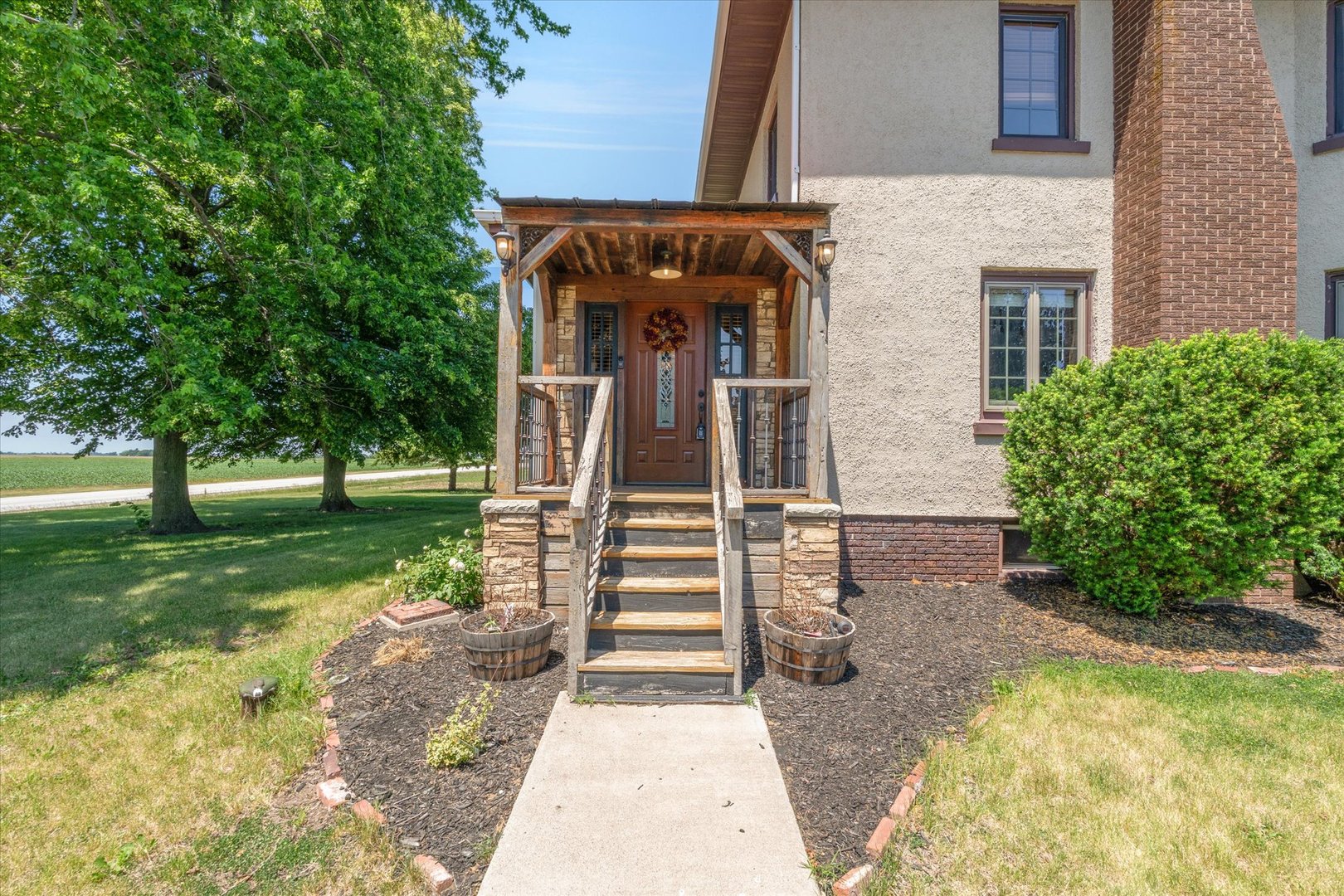 14910 Osco Road Property Photo 3