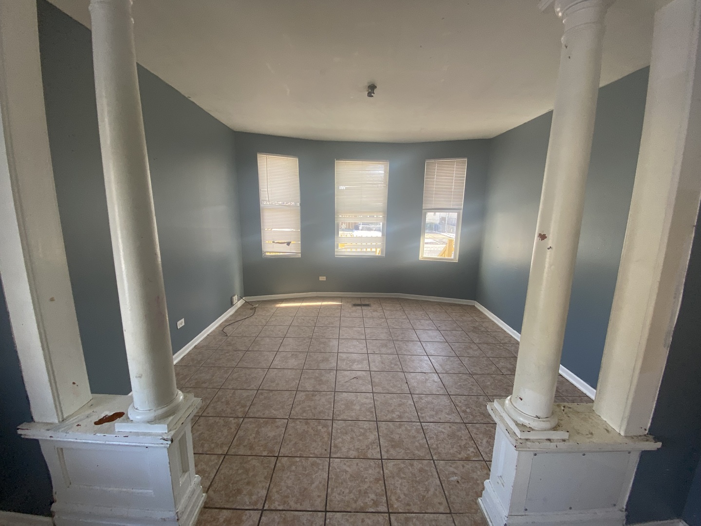 15736 Lathrop Avenue Property Photo 3