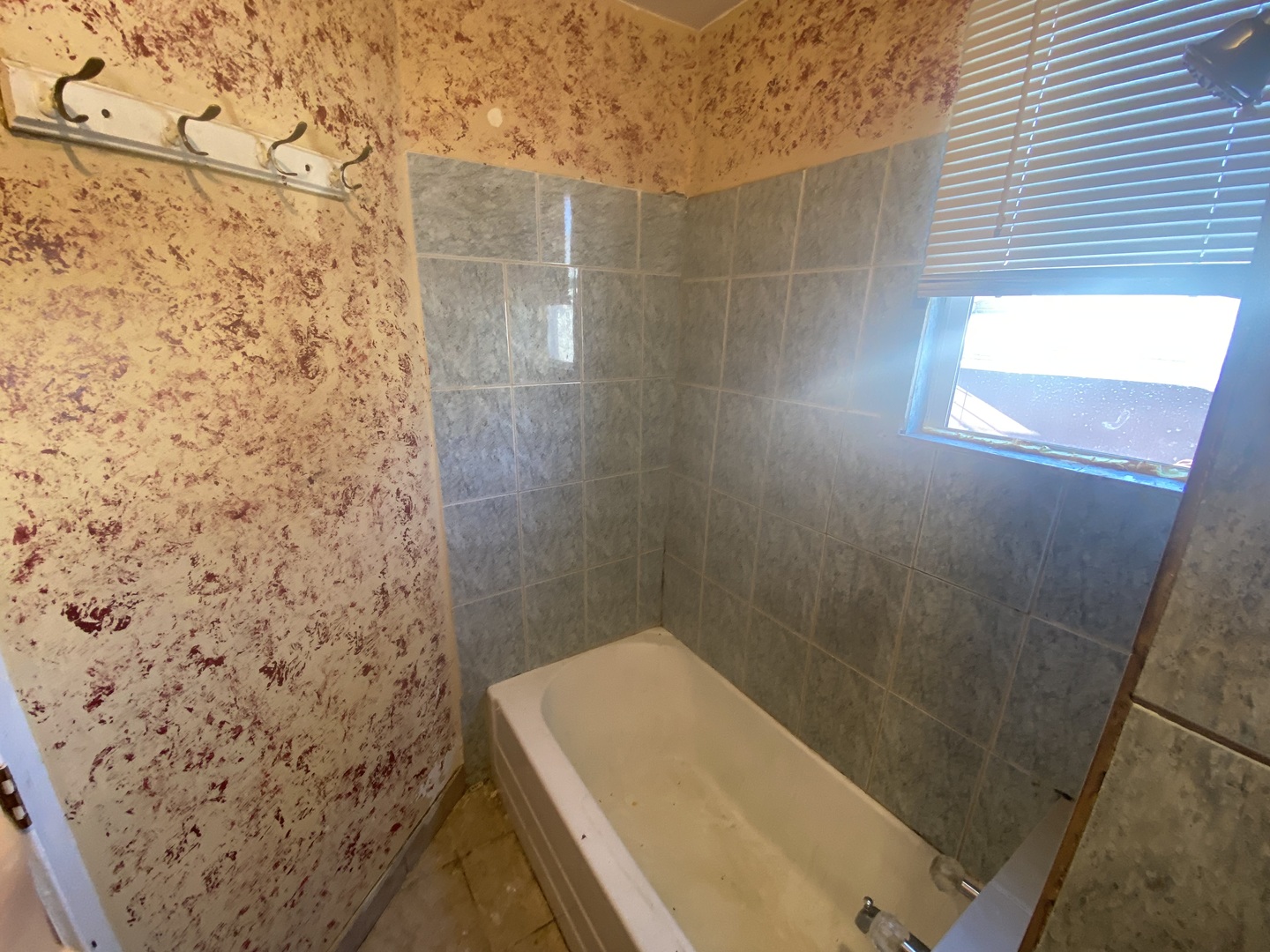 15736 Lathrop Avenue Property Photo 11