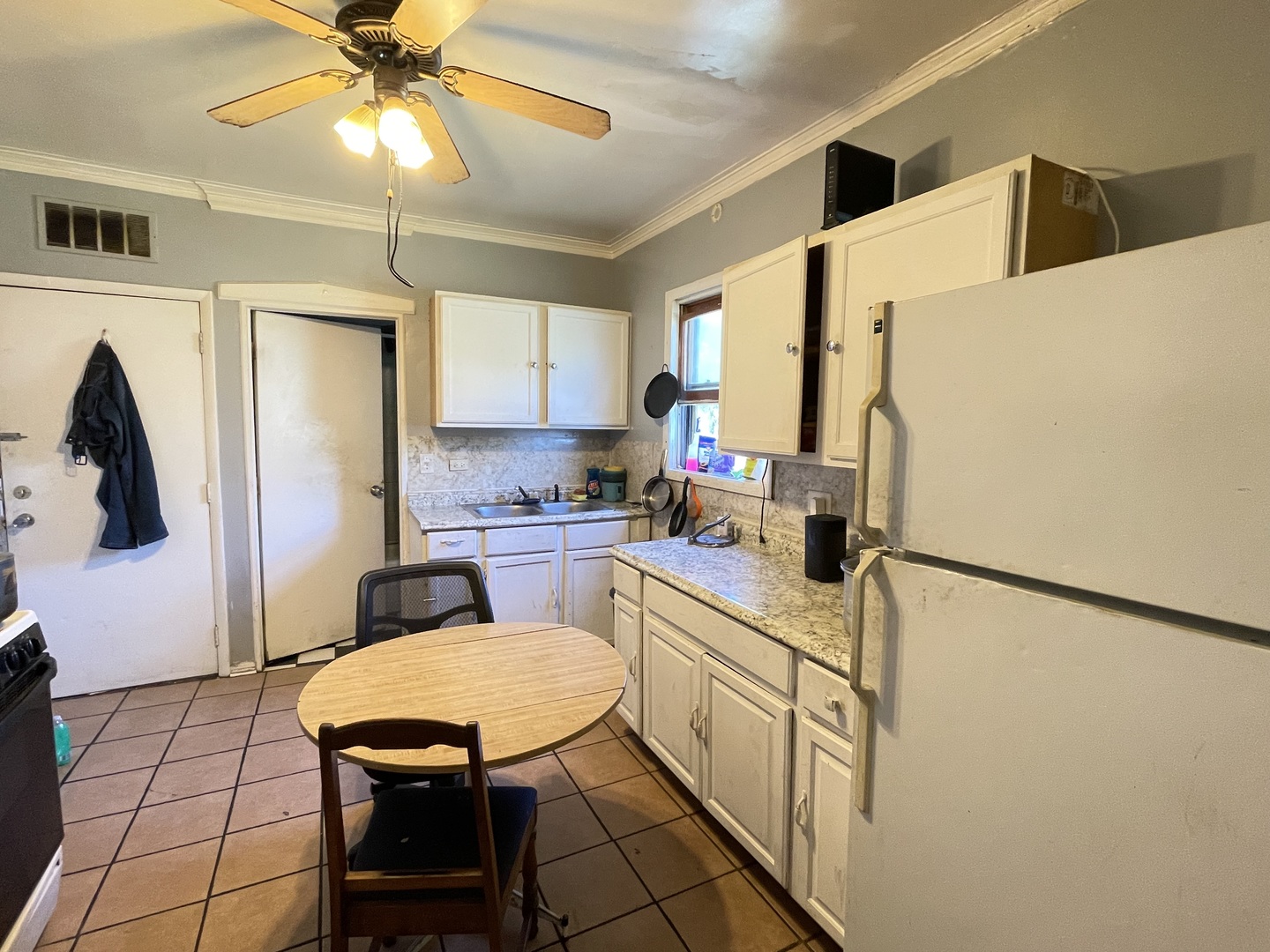 15736 Lathrop Avenue Property Photo 16