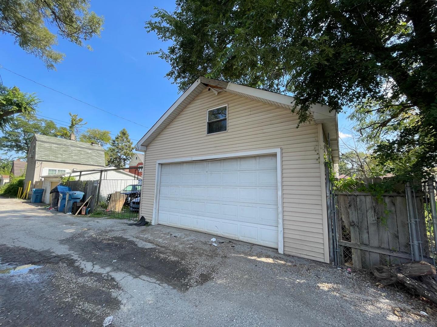 15736 Lathrop Avenue Property Photo 29