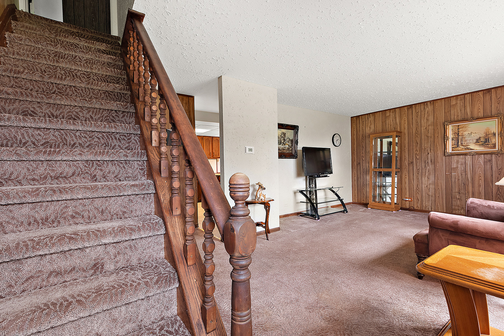 5547 Fairway Drive Property Photo 3