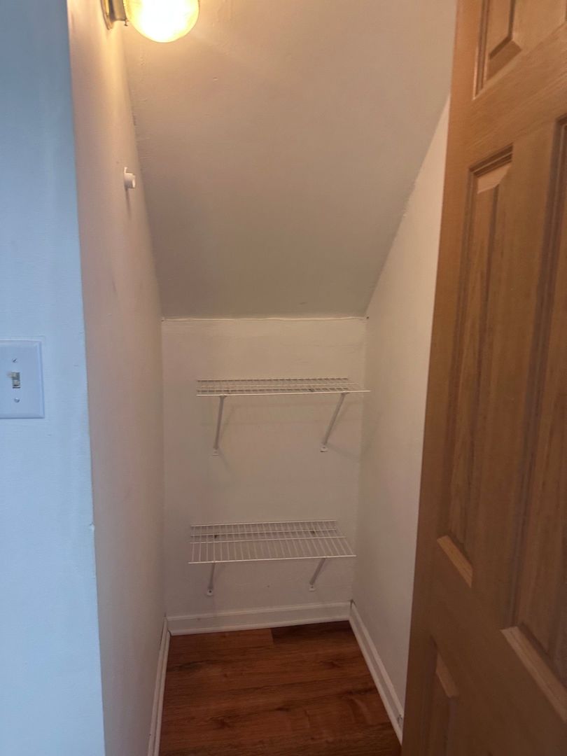 526 E 154th Place Property Photo 20