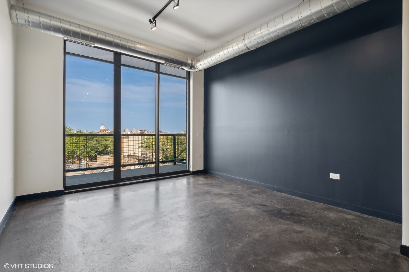 1647 N Milwaukee Avenue 503 Property Photo 3