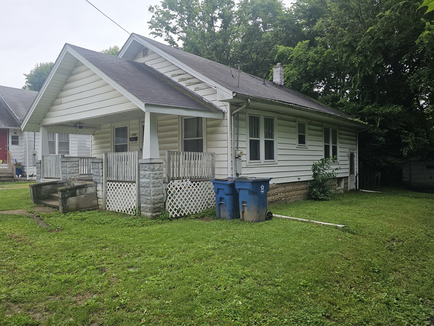 2207 Casey Avenue Property Photo 2