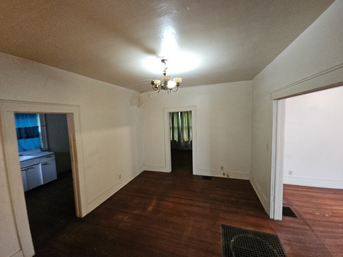 2207 Casey Avenue Property Photo 8