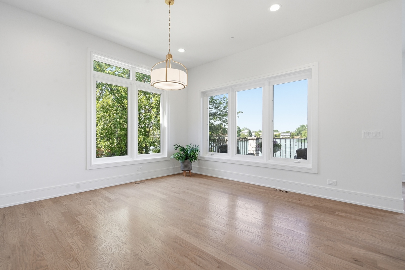 9609 Reding Circle Property Photo 25