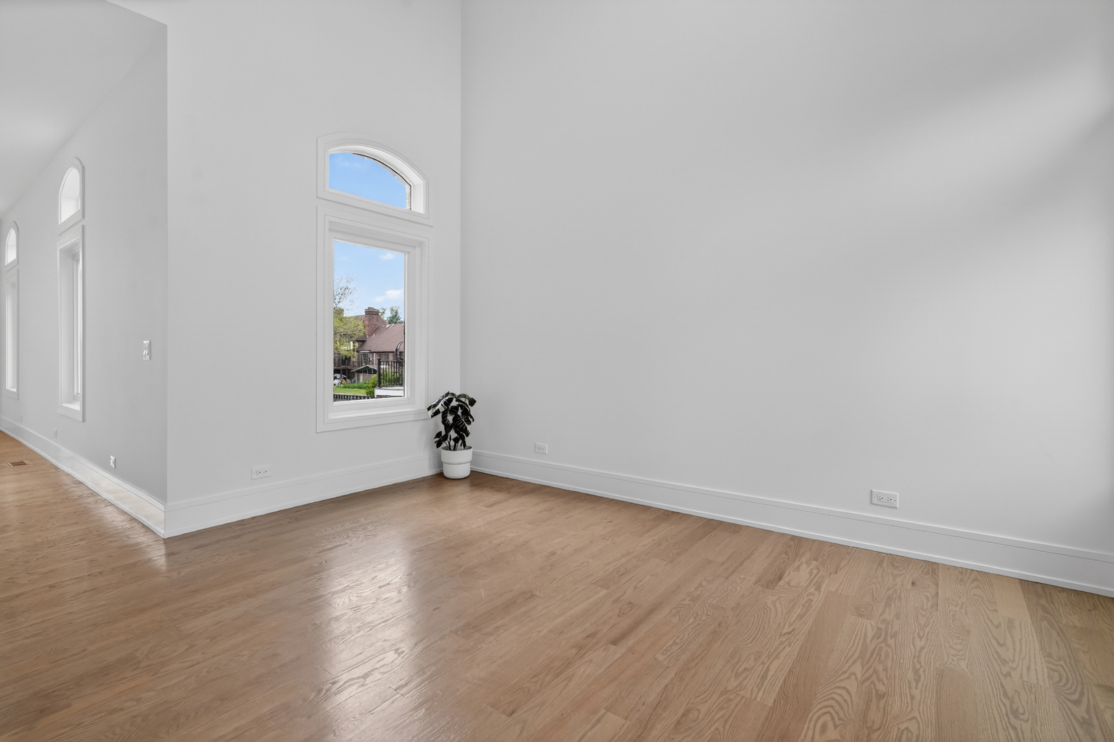9609 Reding Circle Property Photo 29