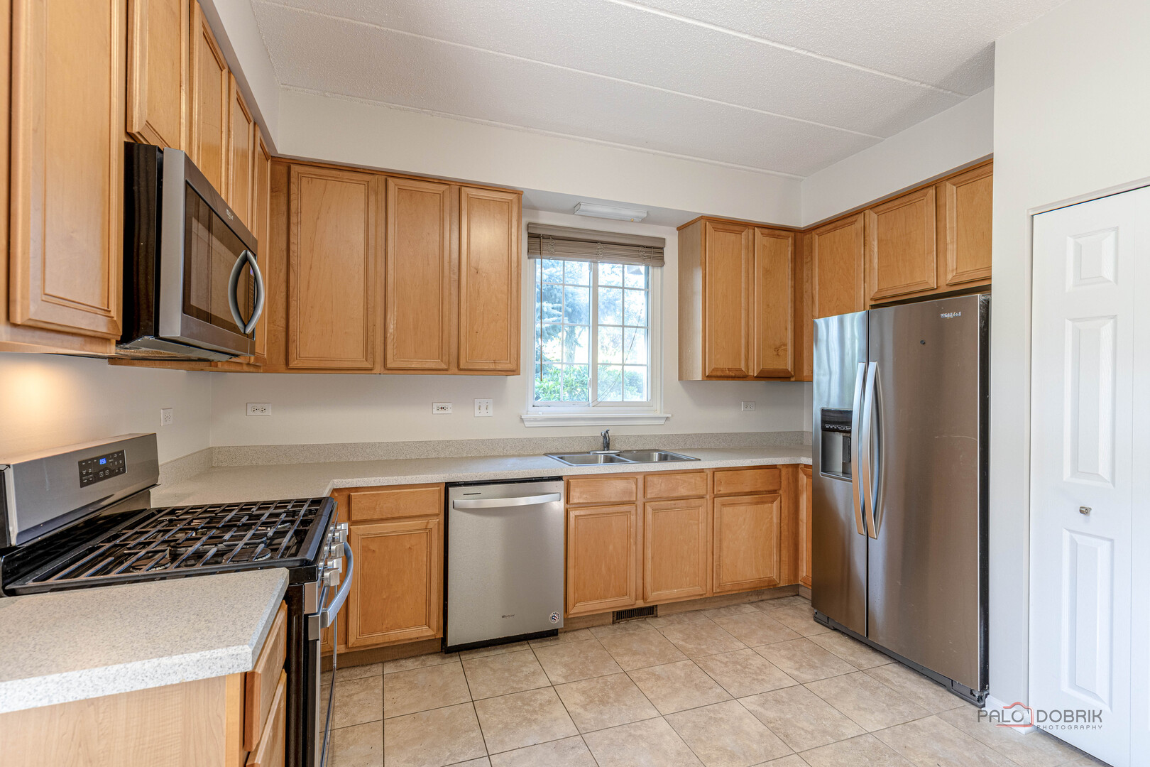 598 Harvey Lake Drive Property Photo 7