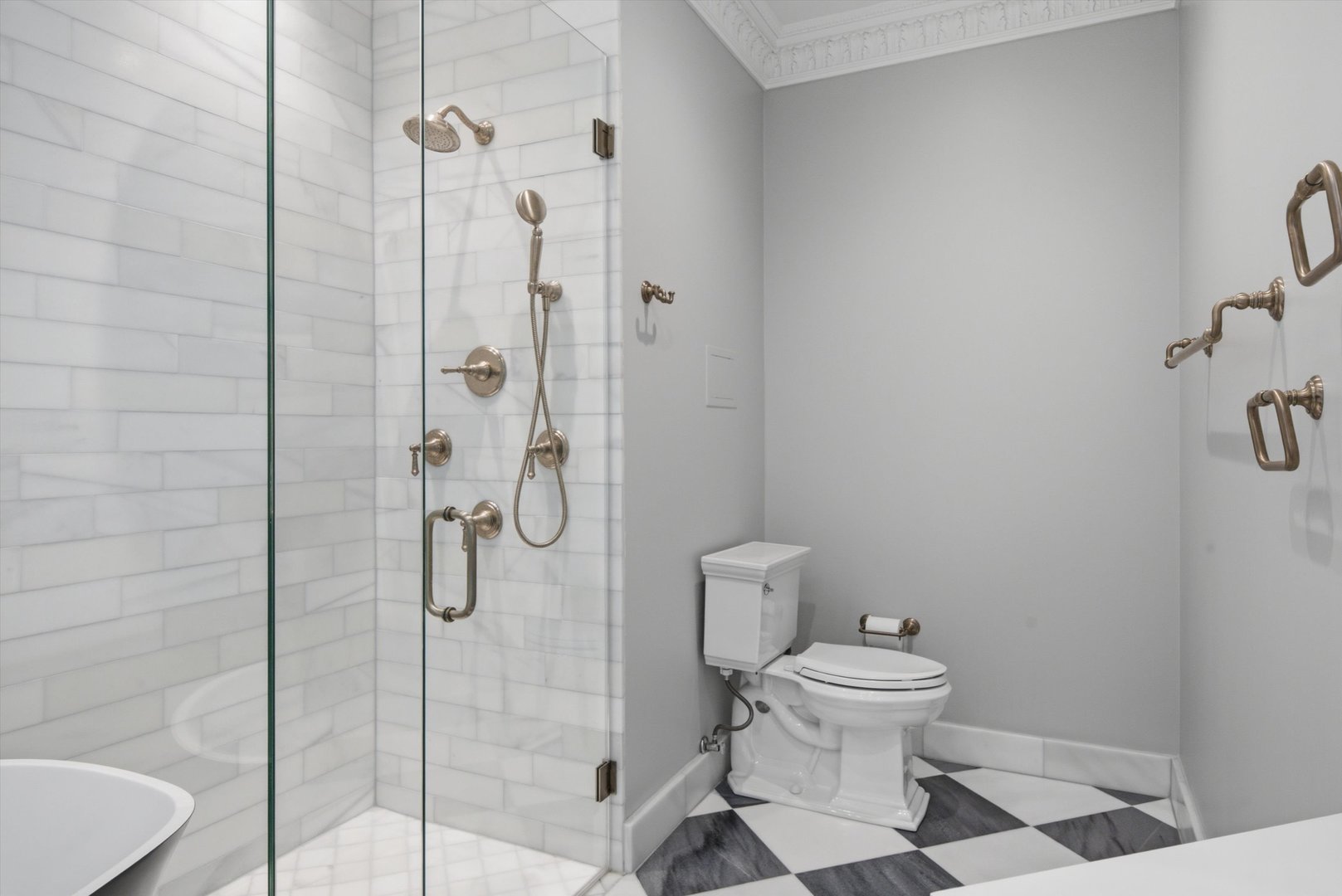 21 E Huron Street 706 Property Photo 31