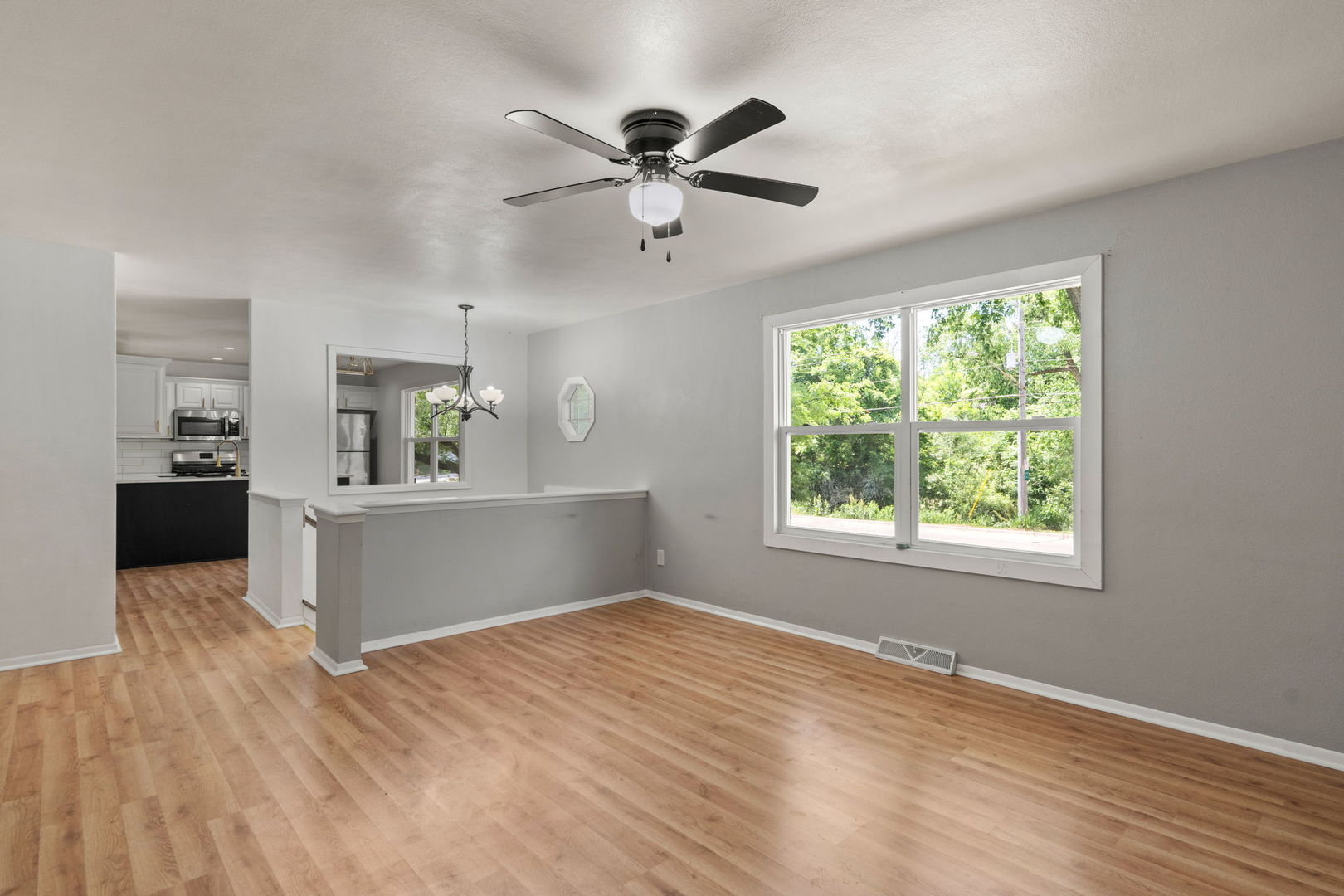 4215 Marquette Street Property Photo 5