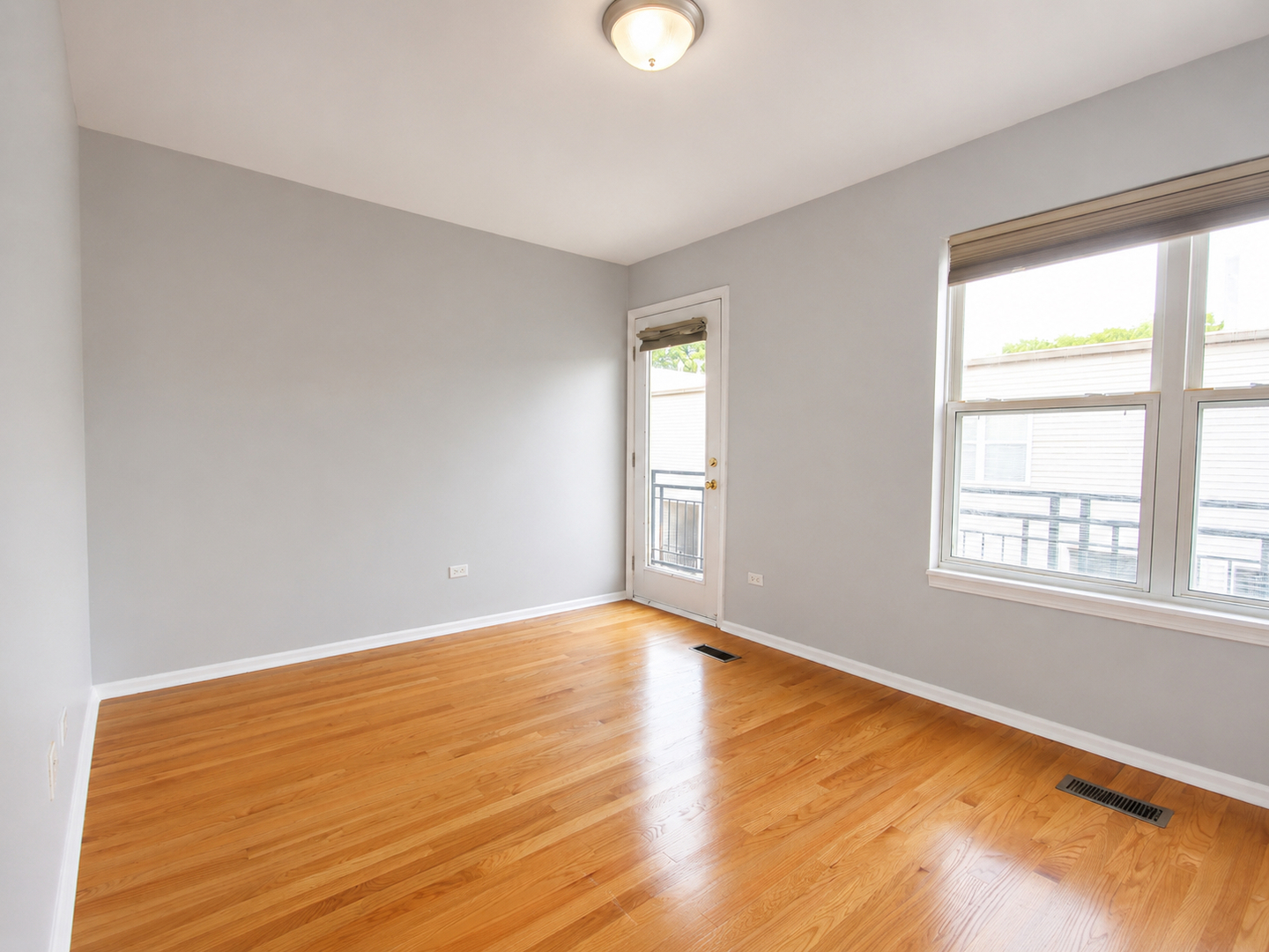 4851 N Pulaski Road Property Photo 16