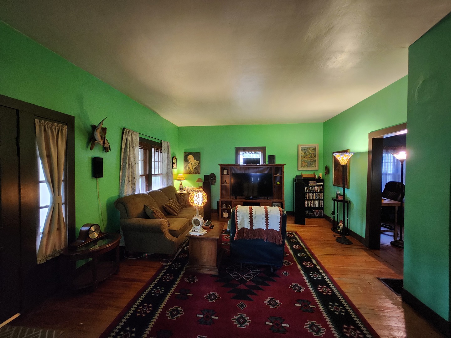 312 N Beaucoup Street Property Photo 10