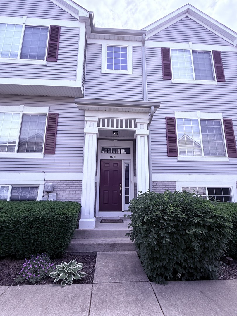 111 Enclave Circle D Property Photo 1