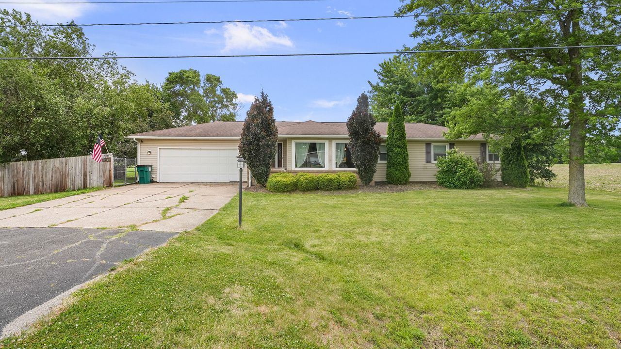 10009 Wolf Road Property Photo 1