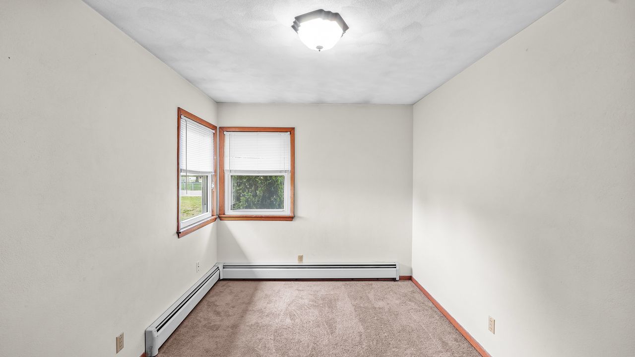 10009 Wolf Road Property Photo 27