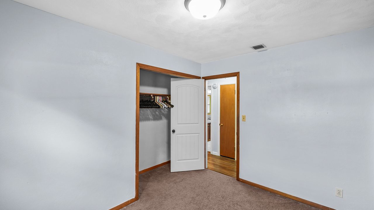 10009 Wolf Road Property Photo 28