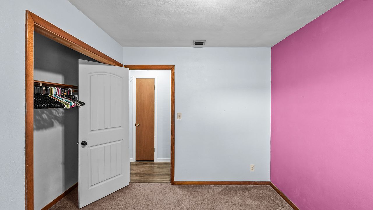 10009 Wolf Road Property Photo 29
