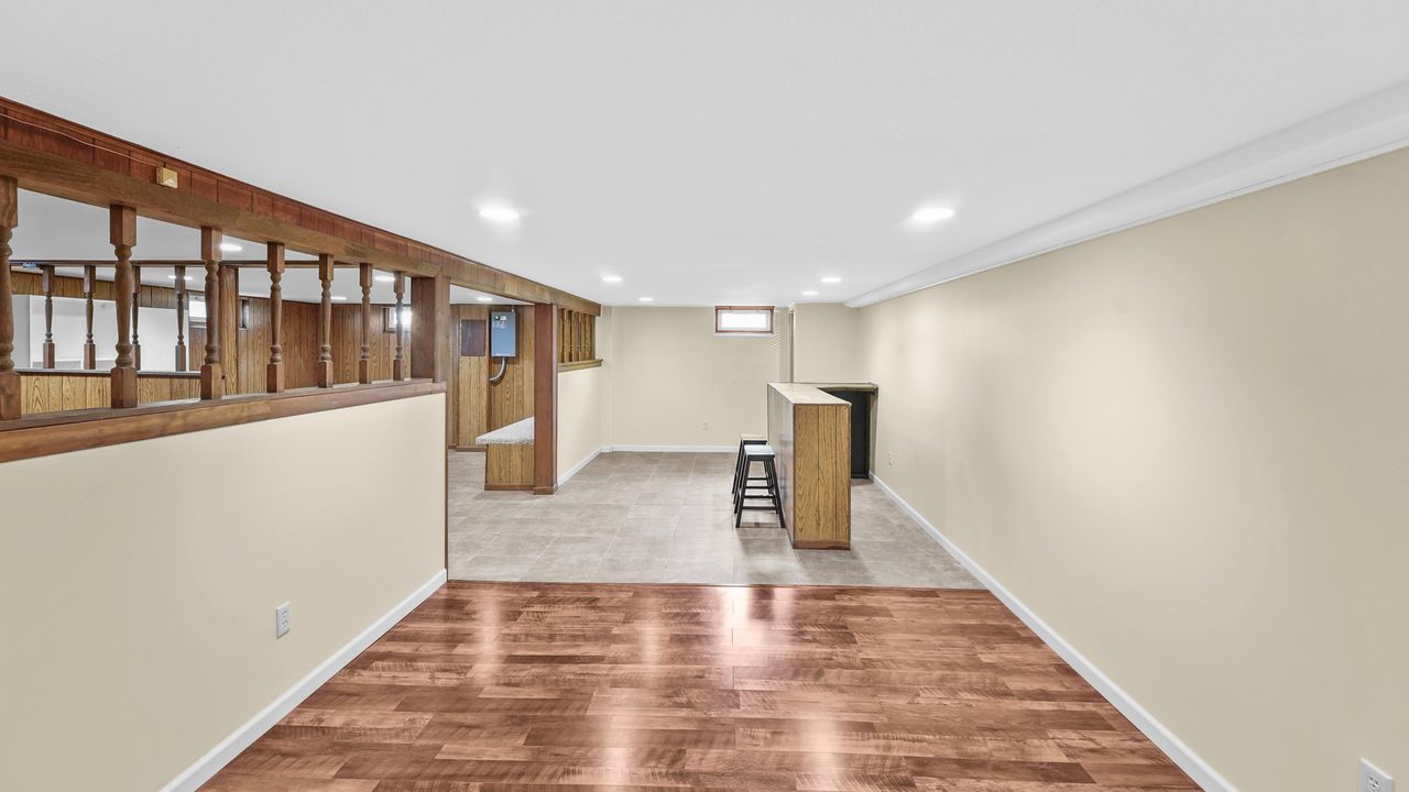 10009 Wolf Road Property Photo 36